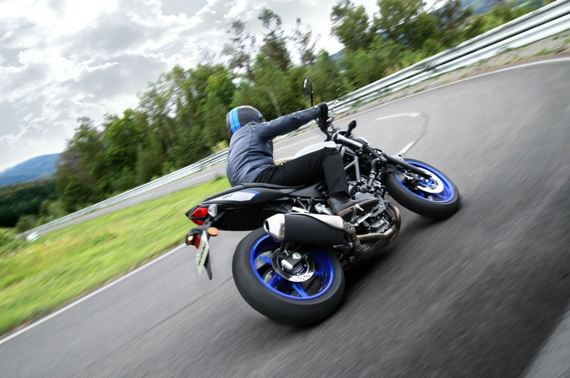 Illustration for article titled 2016 Suzuki SV650: The Miata Of The Moto World Is Back! Well, Kinda...